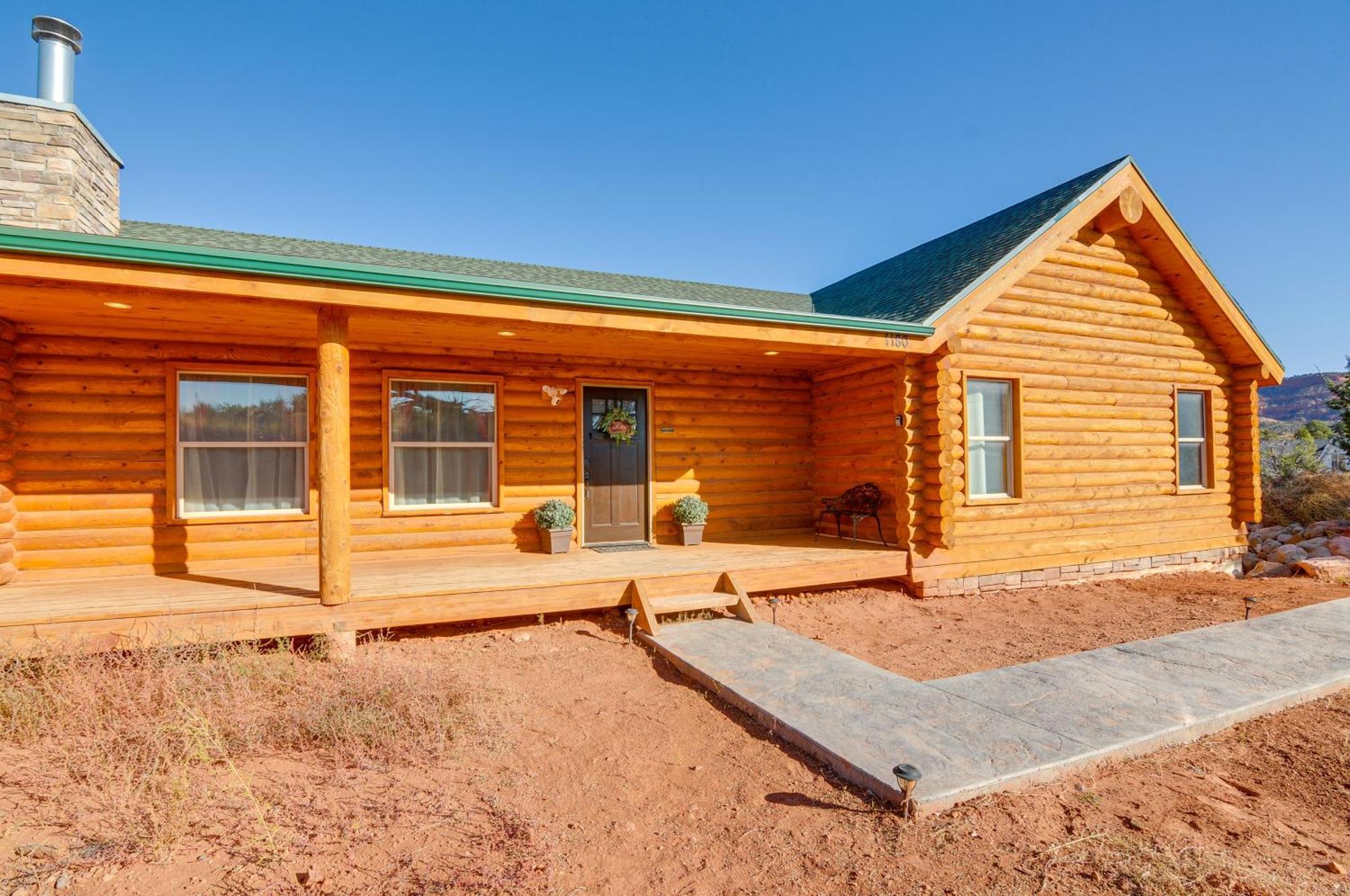 The Cliffrose Cabin - Hike, Relax, Explore! Кейнаб Екстериор снимка